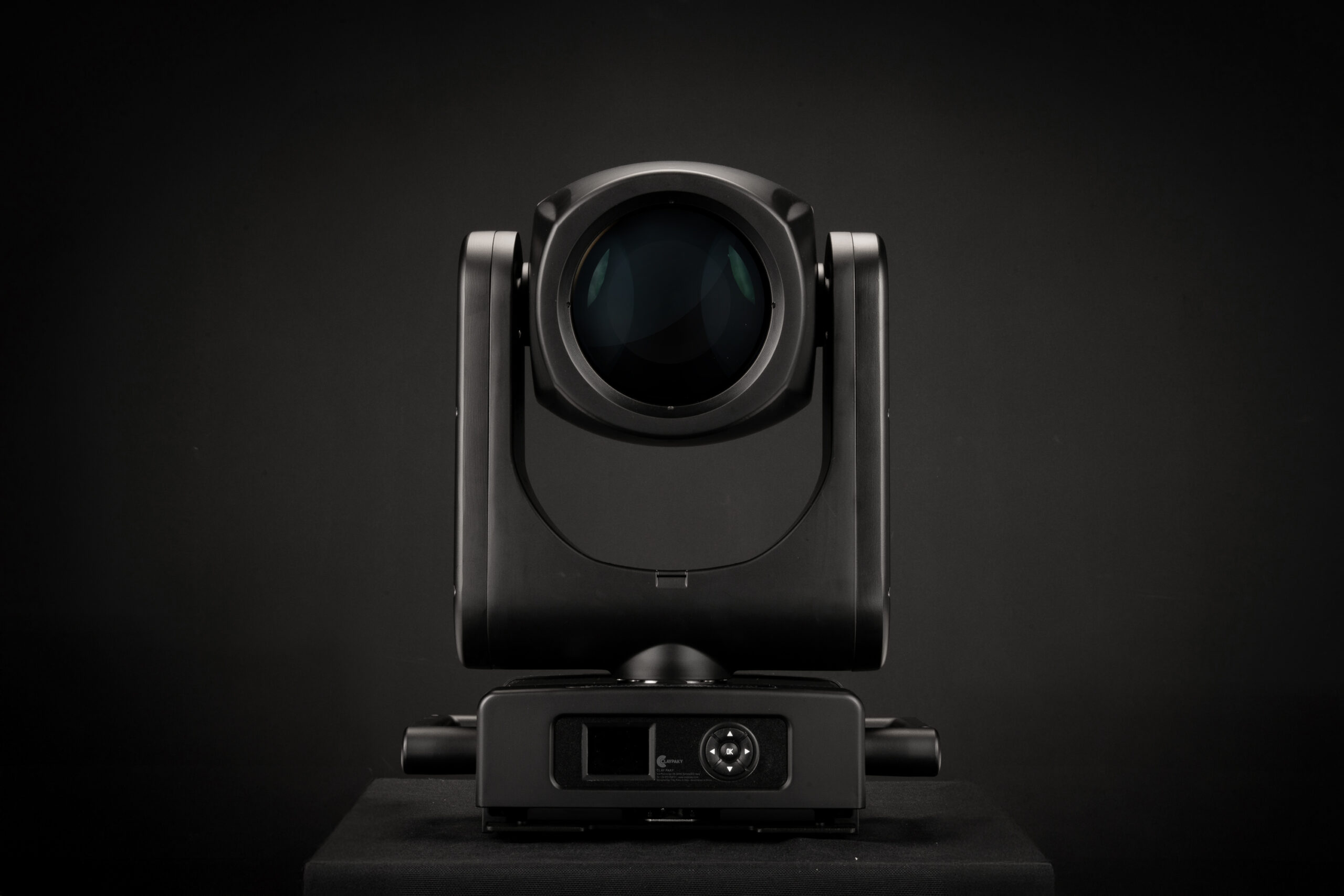 Claypaky Ultimo Sharpy - front view with lens